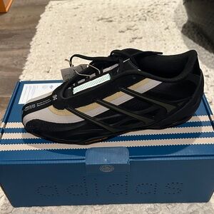 Adidas Women's Black and Gold Athletic Shoes